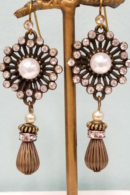 Stunning Starburst and Pearl Dangle Earrings