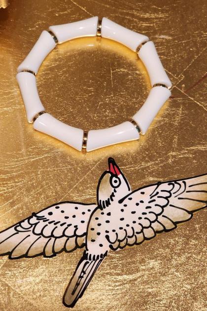 Ivory White Bamboo Acrylic Stretchy Bracelet
